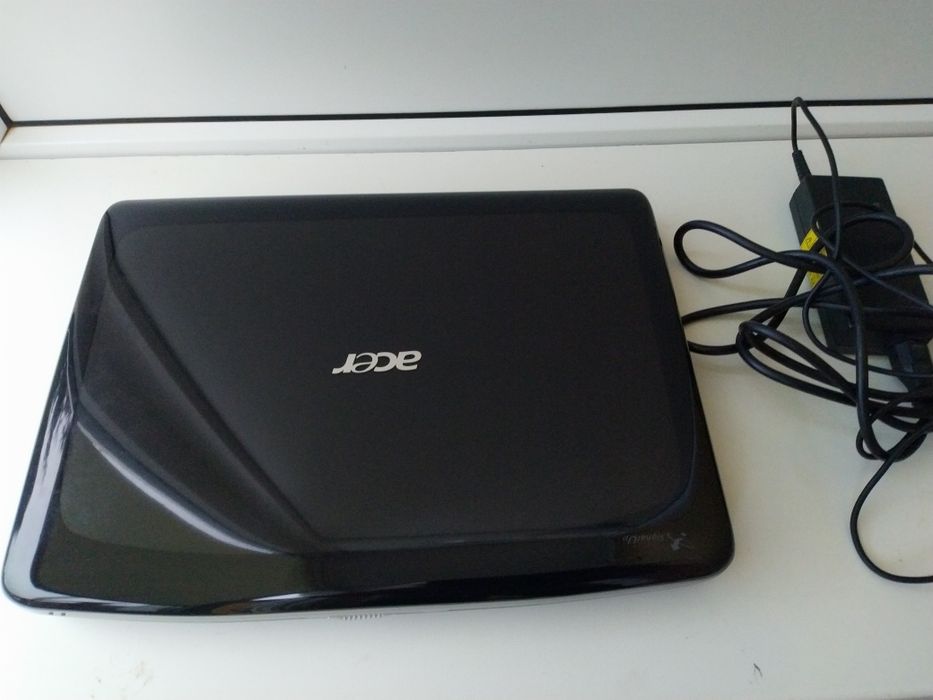 Ноутбук ACER ,полный комплект,/адаптер +300грн/на запчасти,ремонт