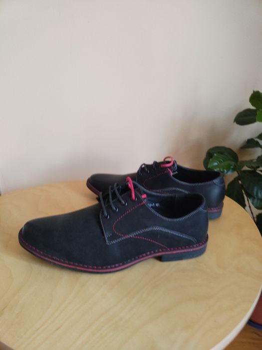 Półbuty męskie sznurowane r. 41
