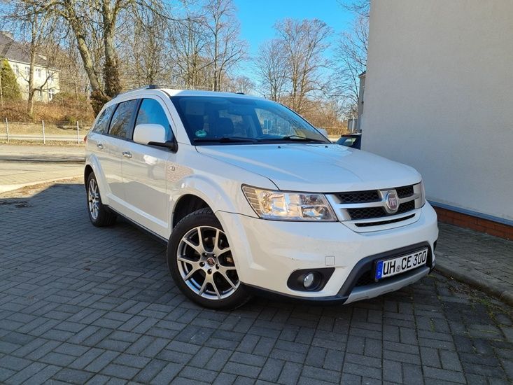 Fiat Freemont DVD 4x4 7 osobowe Serwisowany Kamera Nawigacja