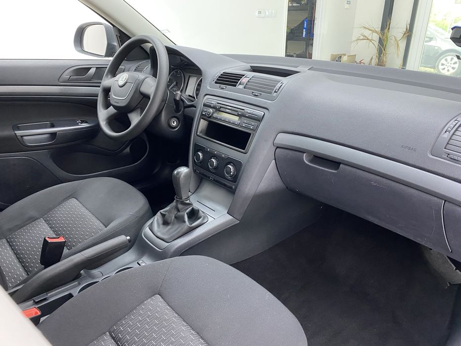 Skoda Octavia II 1.6 MPI 102 KM • 2011 • Super Stan •