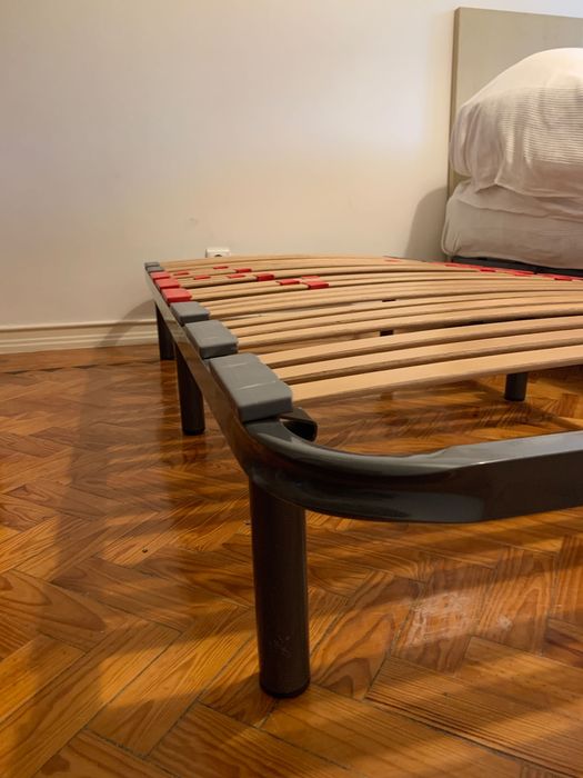 estrado + colchão ou só estrado (1.90X0.90) estado novo