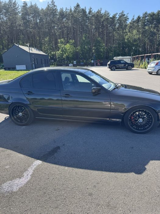bmw e46 320i 2000r