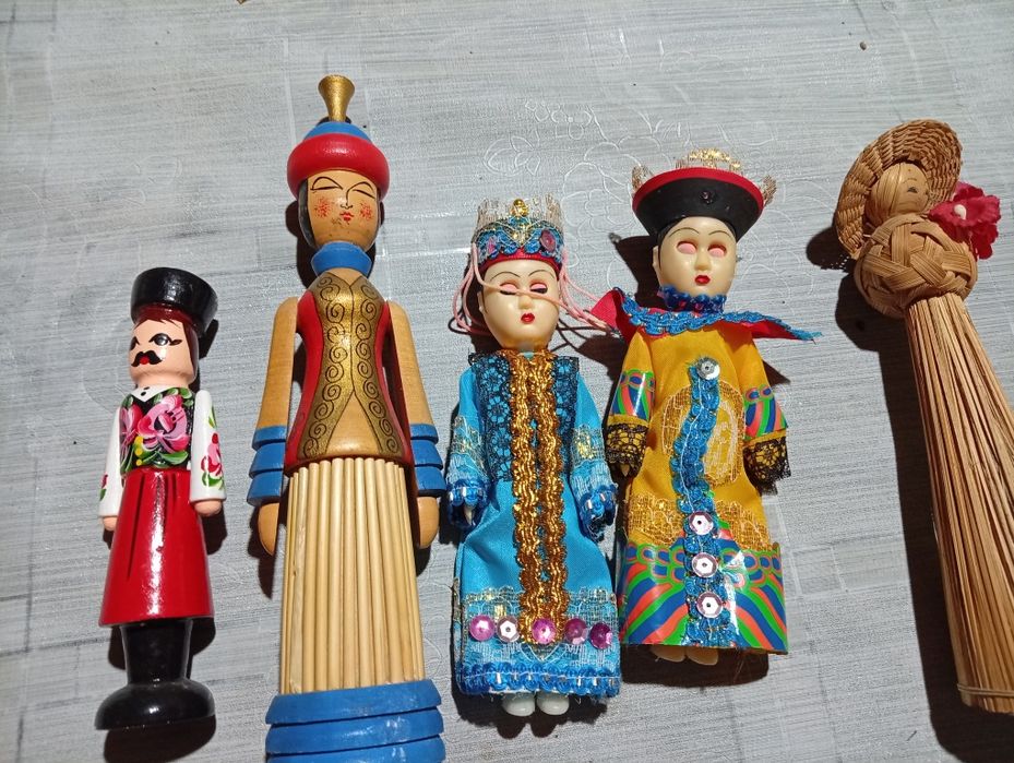 Bonecos chineses