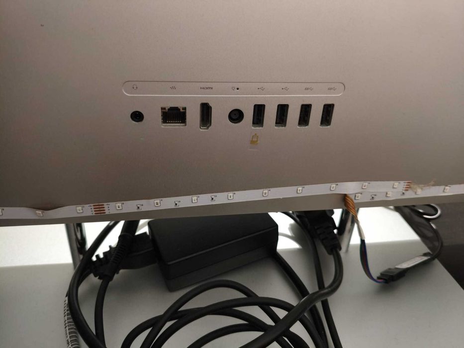 Desktop HP All-In-One 27
