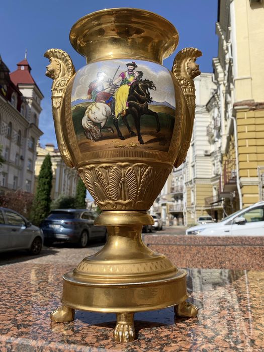 Старовинна порцелянова ваза. Позолота. Франція антик