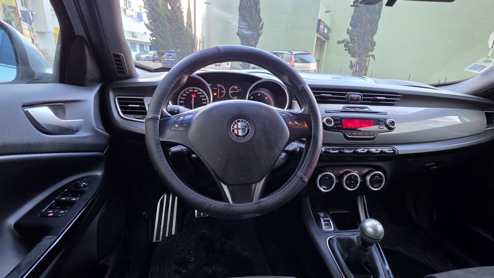 Alfa Romeo Giulietta 1.6Diesel Nacional 2010