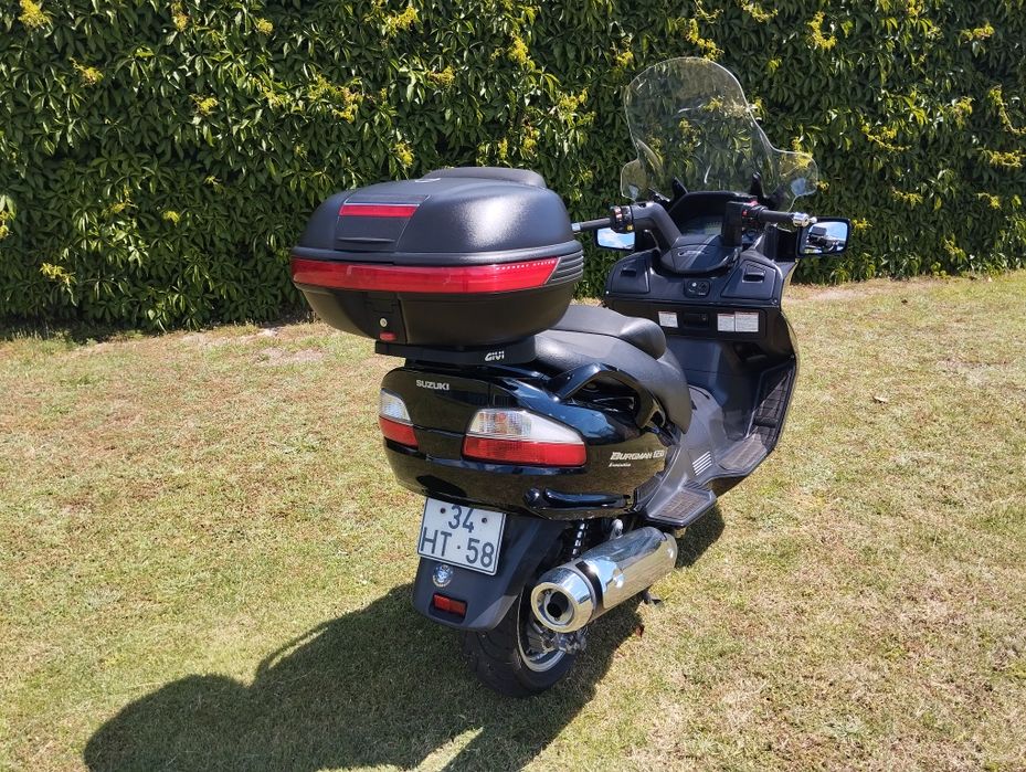 Suzuki Burgman 650 Executive em excelente estado