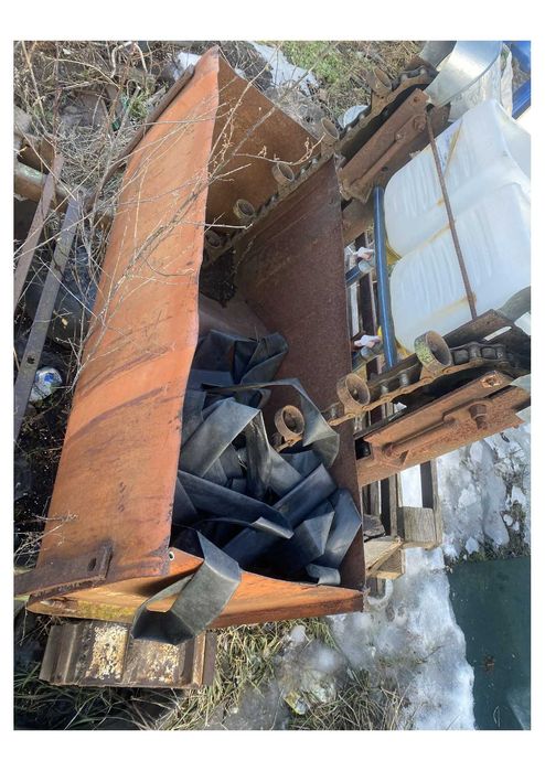 Продам картоплесаджалку та картоплекопалку .прицеп тракторний 2 птс4