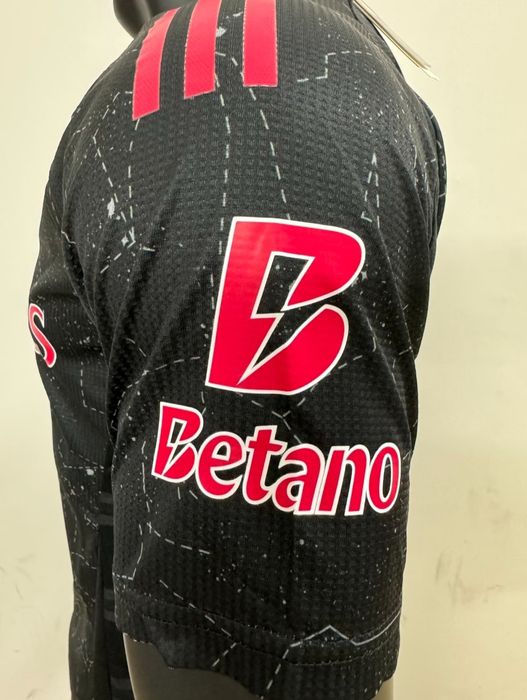 Camisola secundária do Benfica 24/25