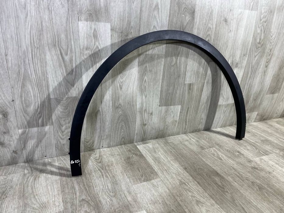 Расширитель арки Крыло Tesla Model Y // Молдинг передний левый