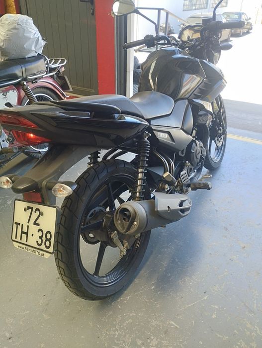 125 com apenas 4450km