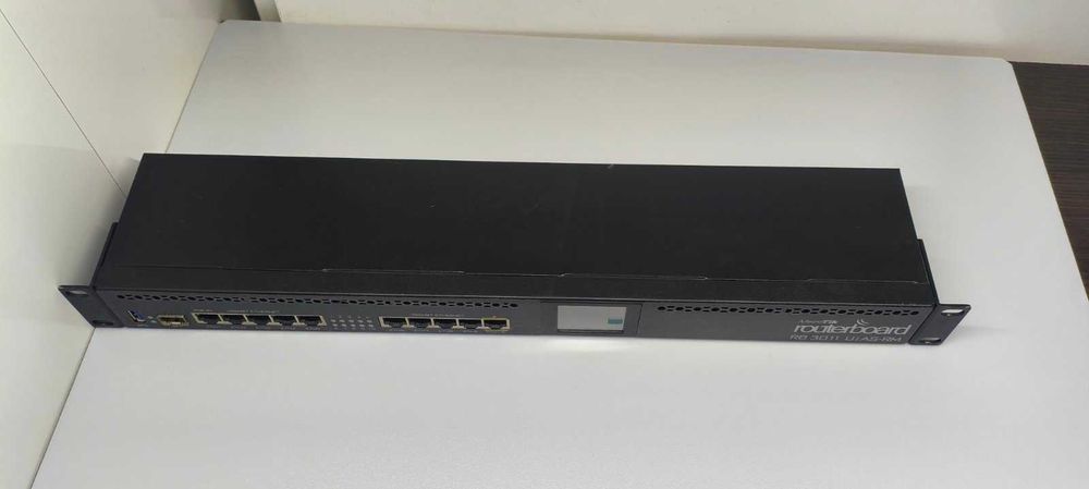 Мощный  Mikrotik RB3011UiAS Gigabit SFP  usb LTE Роутер 10портов