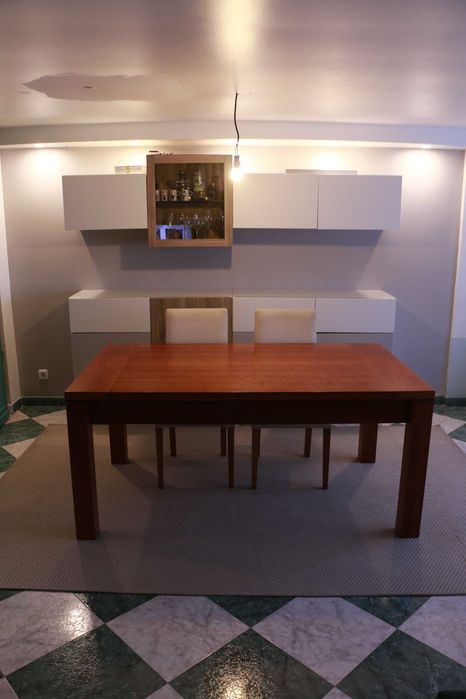 Mesa de Jantar em Cerejeira