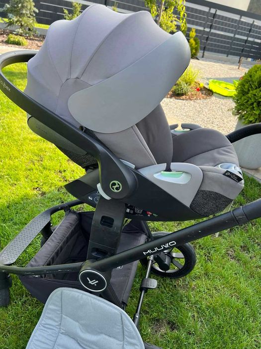 cybex cloud t i-size z bazą