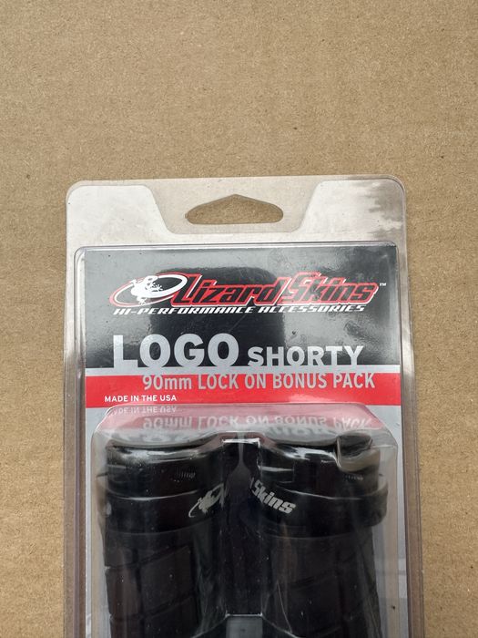 Chwyty Lizard Skins Logo SHORTY 90mm
