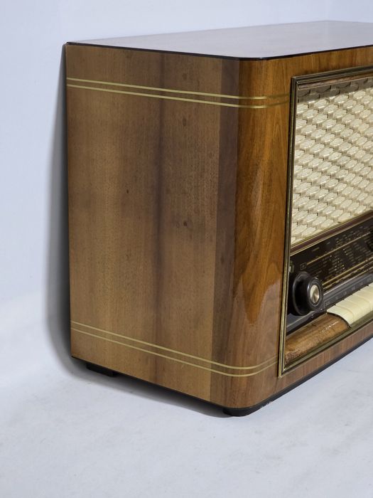 Rádio antigo reparado Phillips