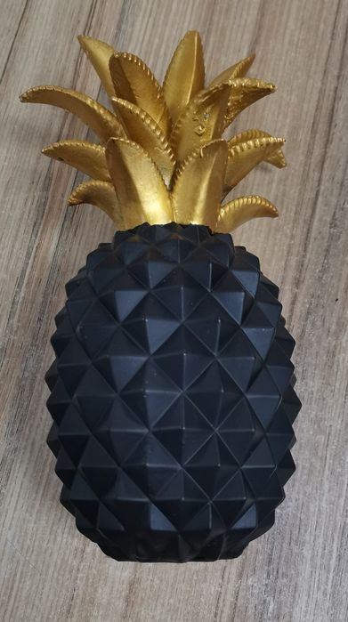 Ananás de decoração preta