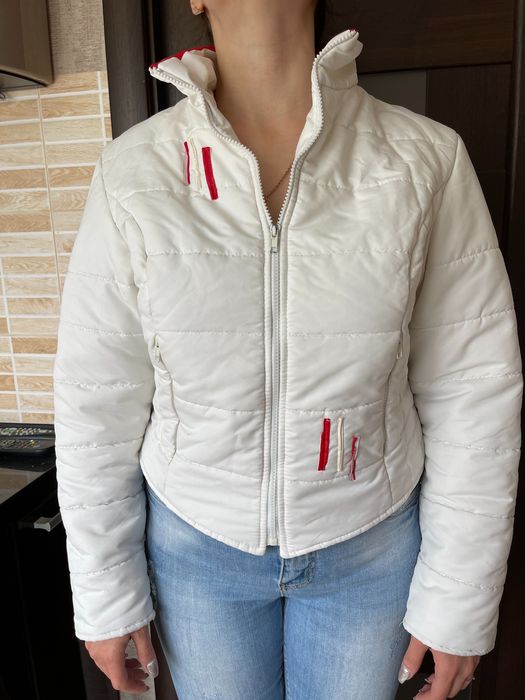 Куртка женская .