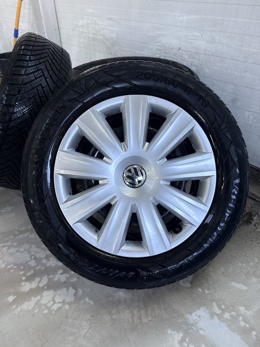 Felgi stalowe 5x112 Vw Sharan z kołpakami i oponami  205/60-16