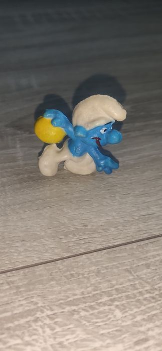 Smerfy figurka Smerf Sportowiec Figurka PRL