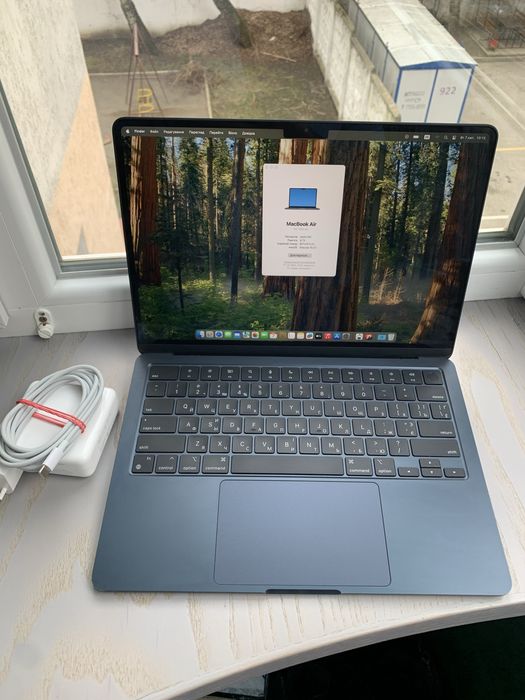 Macbook Air M2 | 8Gb | 250ssd  акб 86% 2022 Apple