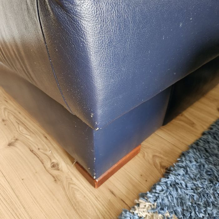Pilnie sprzedam Granatowy narożnik ze skóry naturalnej