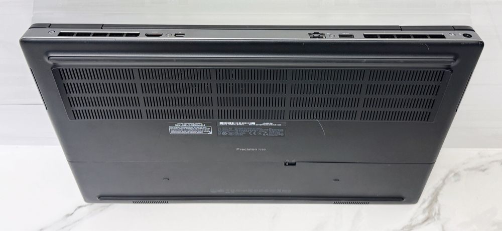 Dell Precision 7730 17.3" FHD IPS|i7-8850H|32GB|510SSD|RADEON WX 4150