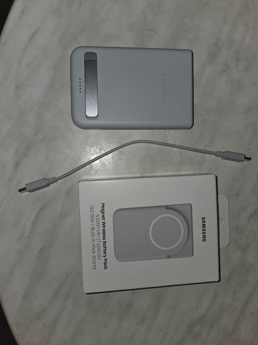 Батарея мобільна Samsung Wireless Battery Pack 5000mAh Gray 25W (EB-U2500XJEGWW).Гарантія 2 роки.