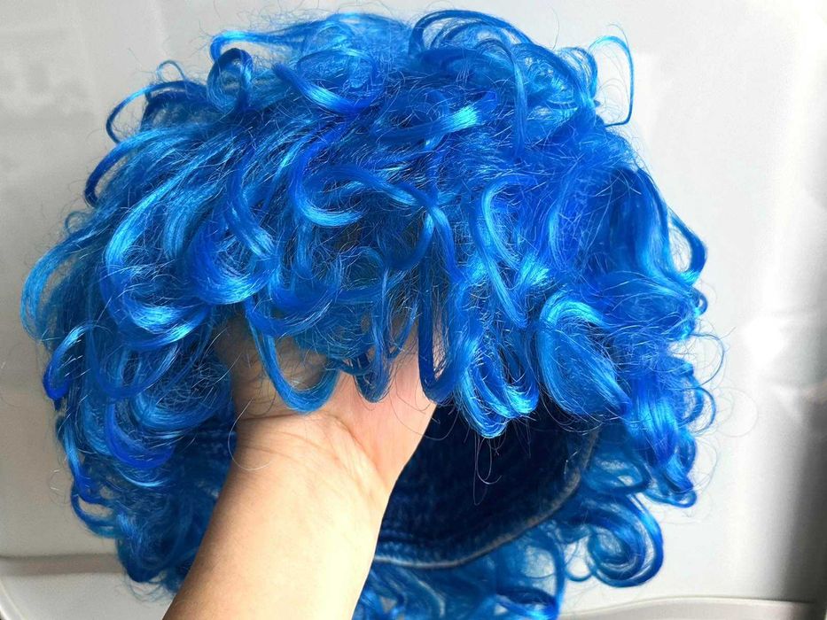 Перука на різні тематичні вечірки