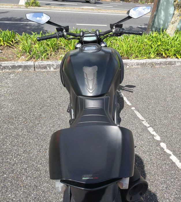 Ducati Diavel 1200