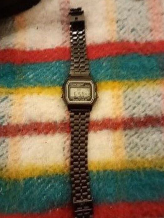 "Zegarek retro Casio style LED vintage unisex sprawnylenie