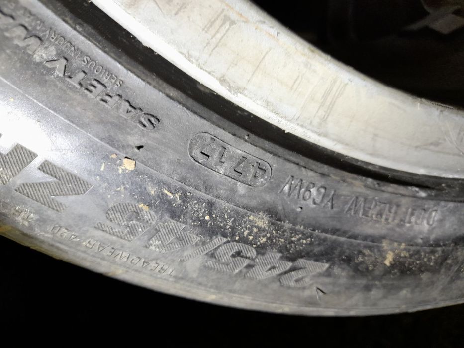 Шини Kumho Ecsta 4X KU22 245/45 ZR19 102W XL Б/У 4,5 мм