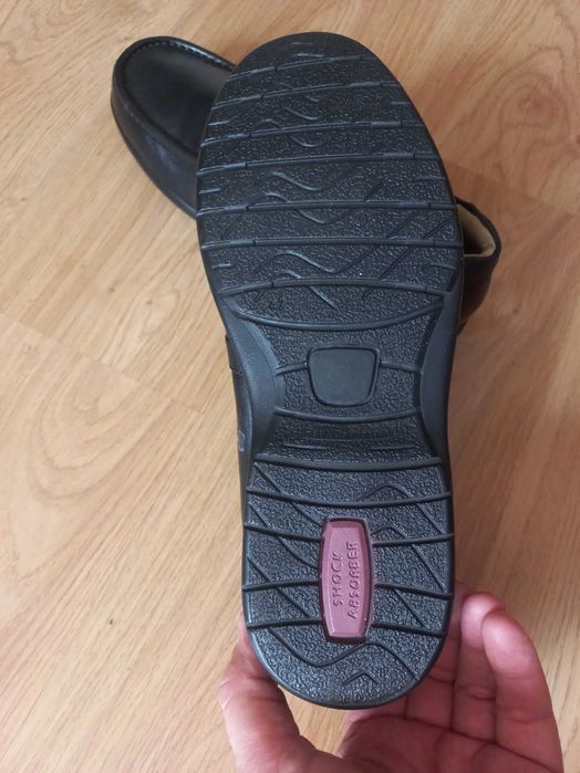 Мужские новые кожаные туфли на шир. ногу и высок. подьем roamers 44 p.