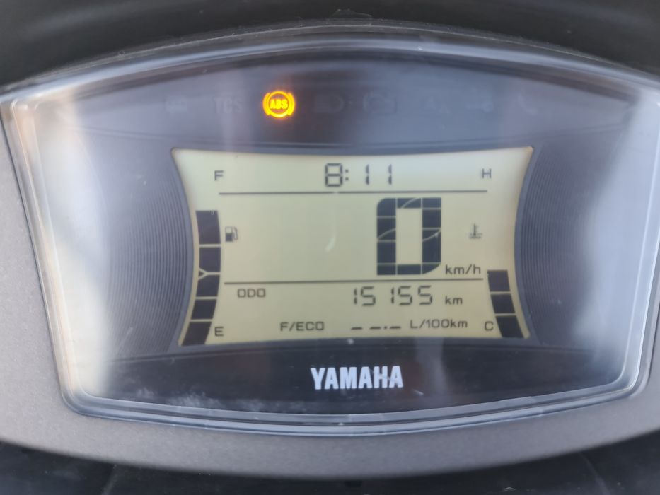 Yamaha Nmax 125   15 mil km's