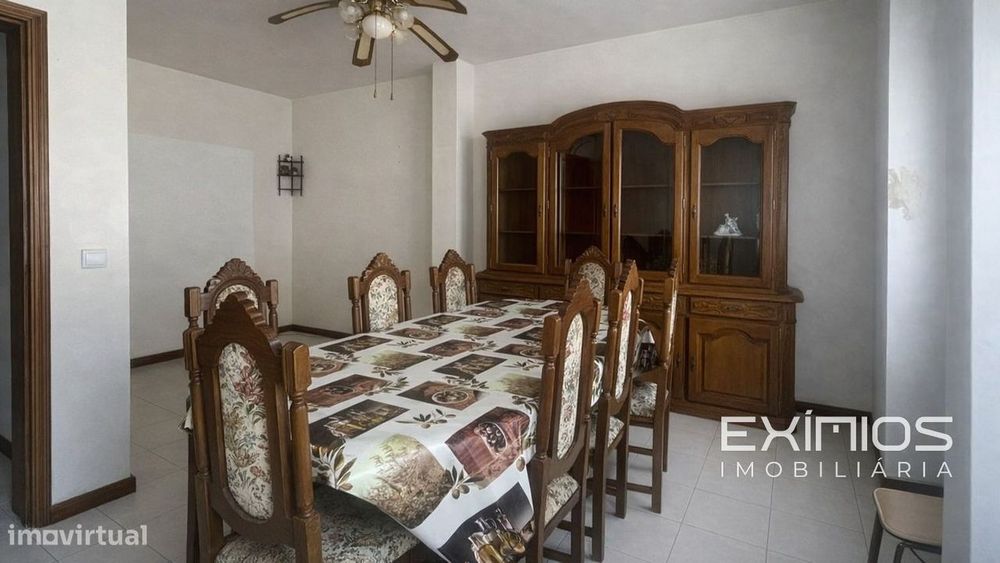 Detached House with 2+3 Bedrooms in the Center of Vila do Conde