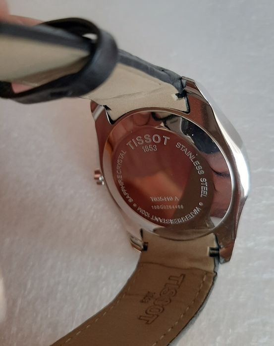 Relógio Tissot Couturier, quartzo, novo