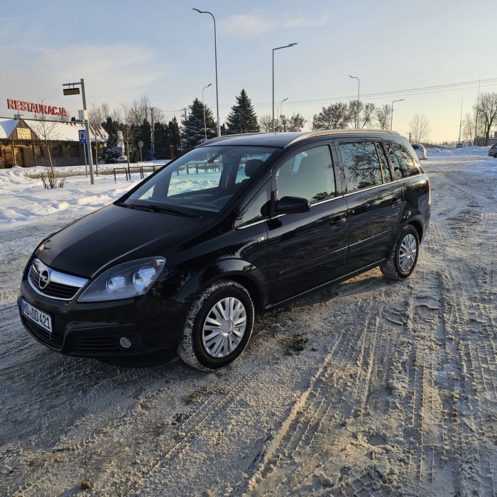 Opel Zafira Opel Zafira 1.8 7 Osobowy Ładny Stan Sprowadzony