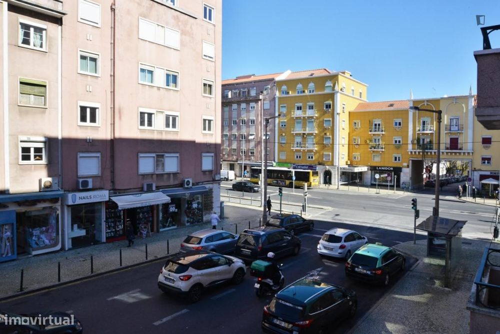 Quarto - localizado em Entrecampos Lisbon