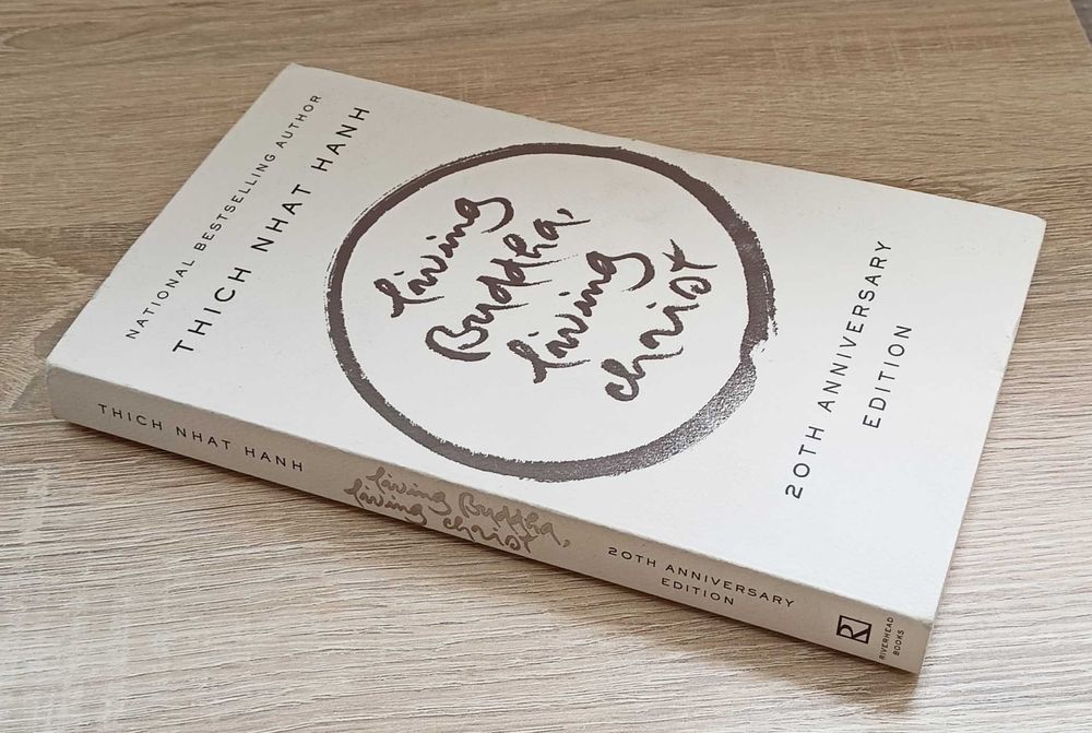 Living Buddha, Living Christ Hanh Thich Nhat buddyzm EN Stan dobry+