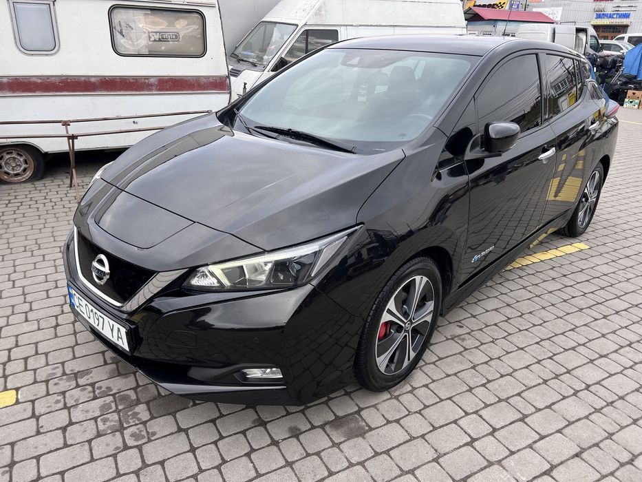 Нісан Ліф 2019 рік 40 кіловат запас 250 км