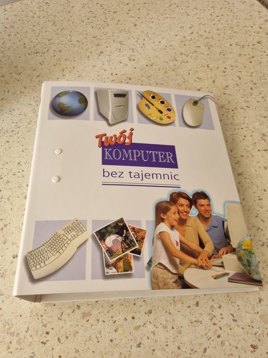 Pusty segregator ,, Twój komputer bez tajemnic ''
