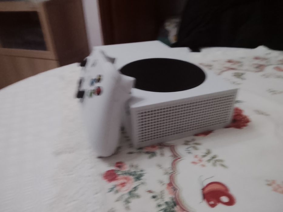 Xbox siries s pouco usada.com hd externo de 512g com comando