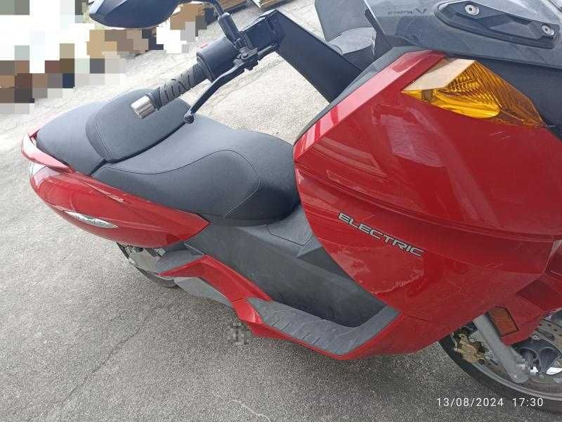 Vectrix VX1 Scooter Electrica