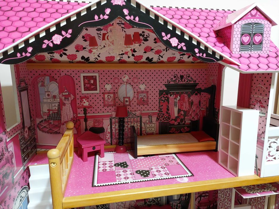 KidKraft domek dla lalek drewniany maxi wys. 121 cm + mebelki Ikea