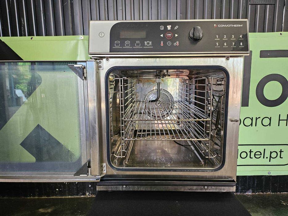 Forno convetor com auto-lavagem