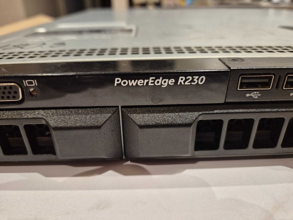 Dell PowerEdge R230 | 64GB RAM | 3x 1TB SAS | Xeon E3-1220 v6 | Serwer