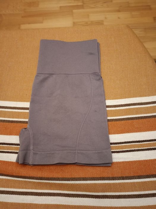 Nowe modelujace spodenki, szorty.