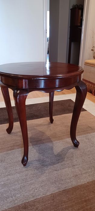 Mesa de apoio em madeira