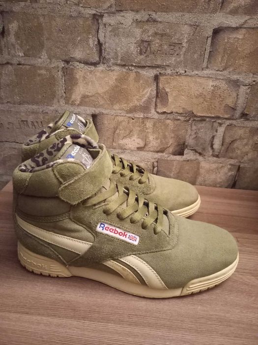 Сникерсы, кроссовки Reebok размер 39. весна -осень.