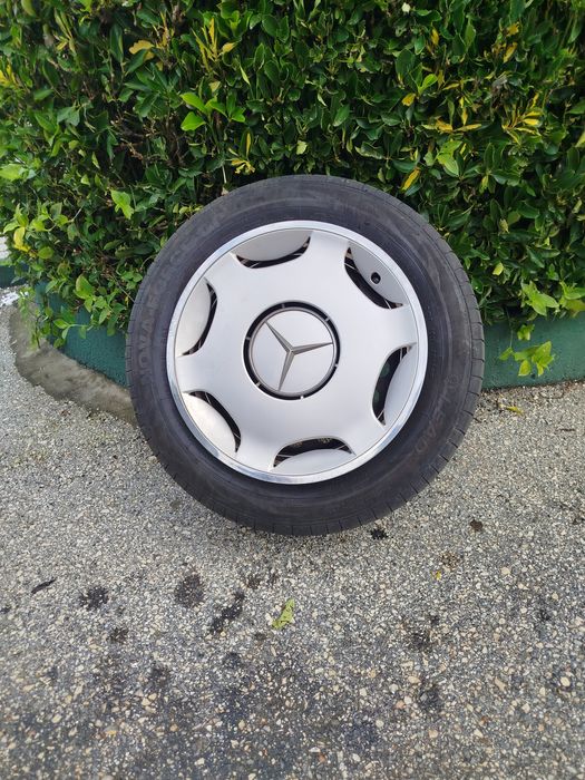 4 Rodas com Pneus 185/65 R15 + Tampão Original Mercedes C220